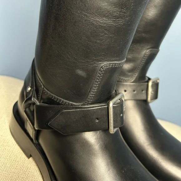 Burberry Black Saddle Low Leather Boots - Picture 9 of 10